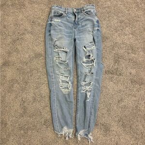 American Eagle Outfitters Mom Jeans